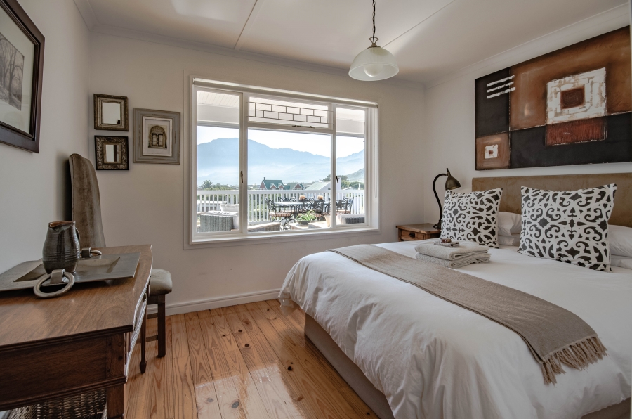 4 Bedroom Property for Sale in Pringle Bay Western Cape